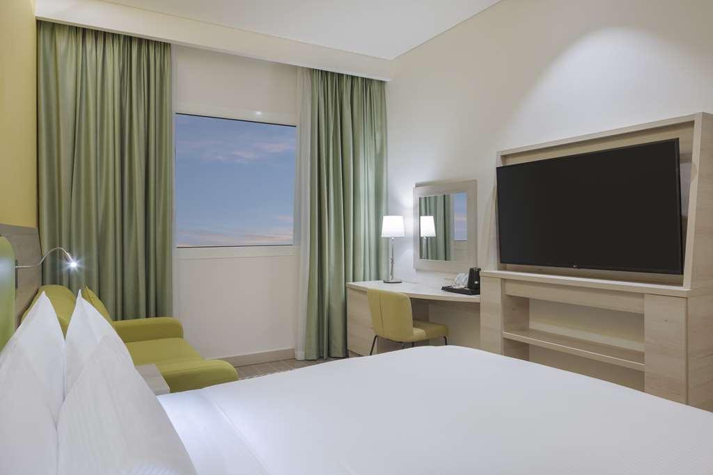 ホテル Hampton By Hilton Doha Old Town 部屋 写真