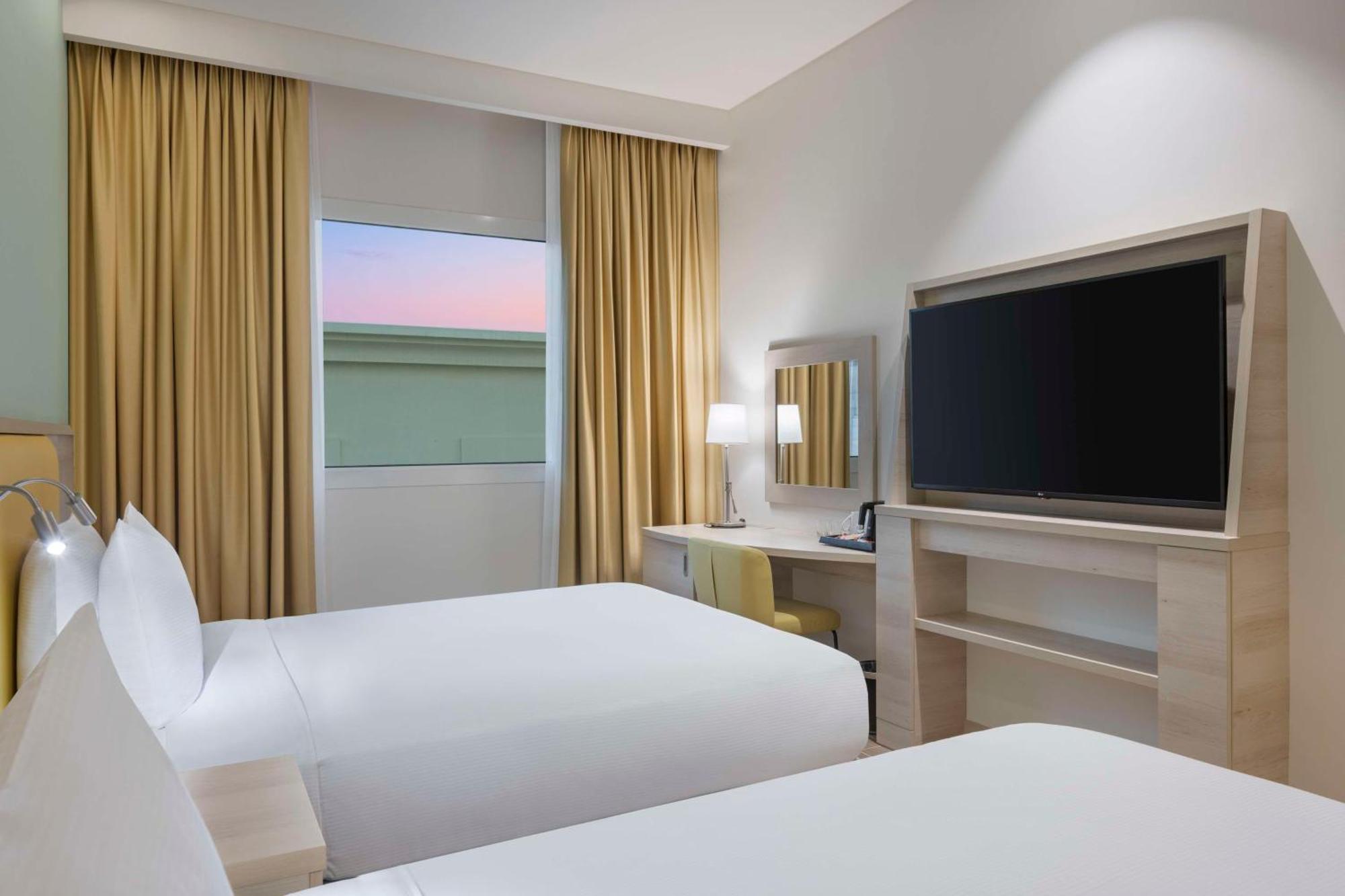 ホテル Hampton By Hilton Doha Old Town エクステリア 写真
